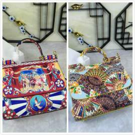 Picture of Dolce Gabbana Handbags _SKUfw78036961fw